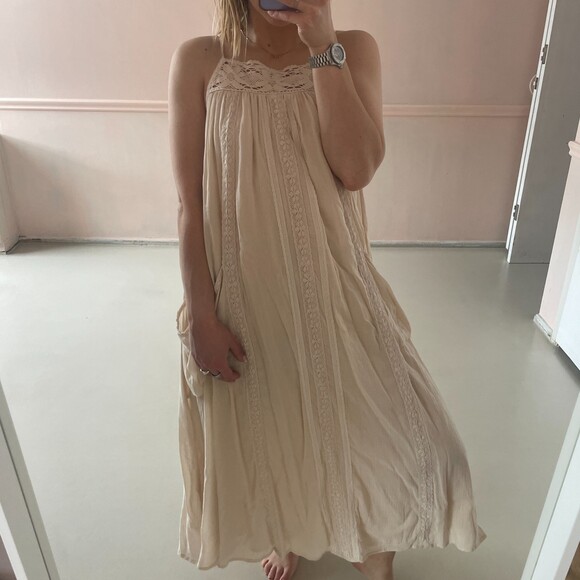 Spell and the Gypsy Lace Harmony Strappy Maxi Dress Tan Small - Picture 4 of 8